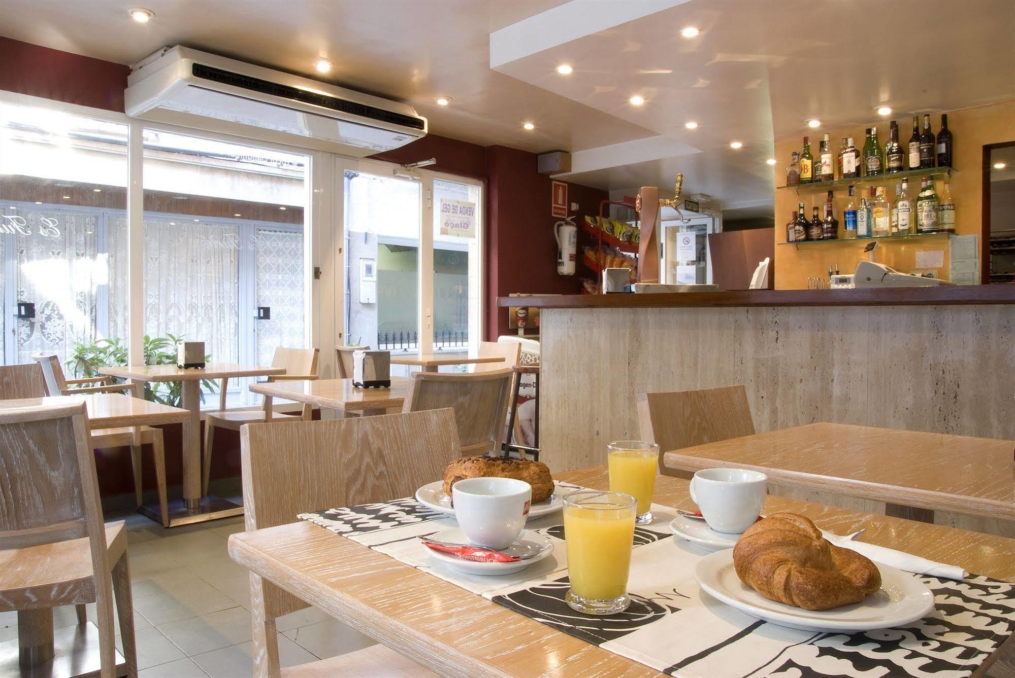Es Furio Hotel